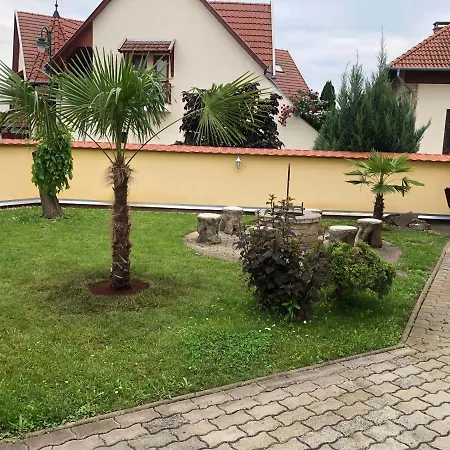 Rubint Apartment *